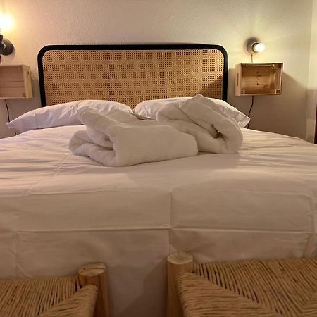 Apartamento Turistico R. Gonzalez Abreu セビリア エクステリア 写真