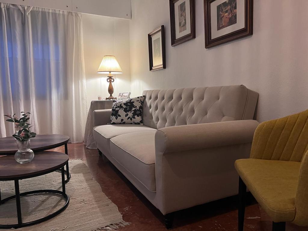 Apartamento Turistico R. Gonzalez Abreu セビリア エクステリア 写真