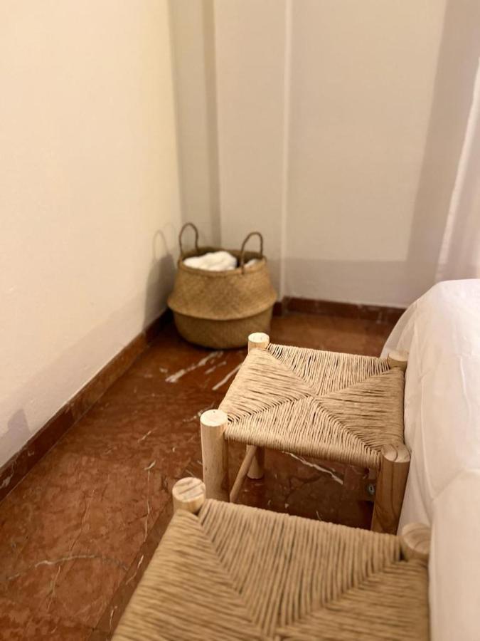 Apartamento Turistico R. Gonzalez Abreu セビリア エクステリア 写真